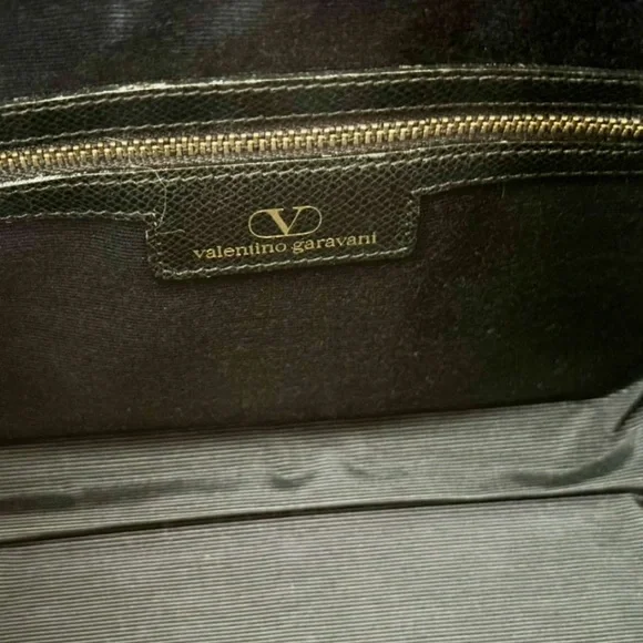 Valentino Garavani Black Leather Boston Bag - Picture 10 of 12